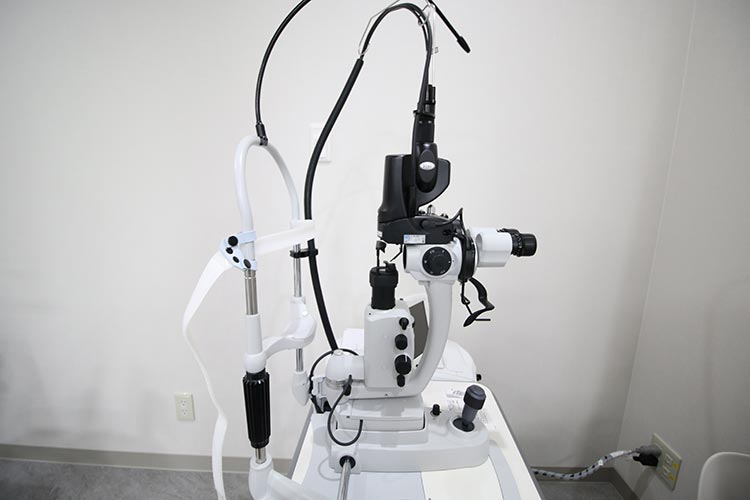 マルチカラーレーザ光凝固装置画像